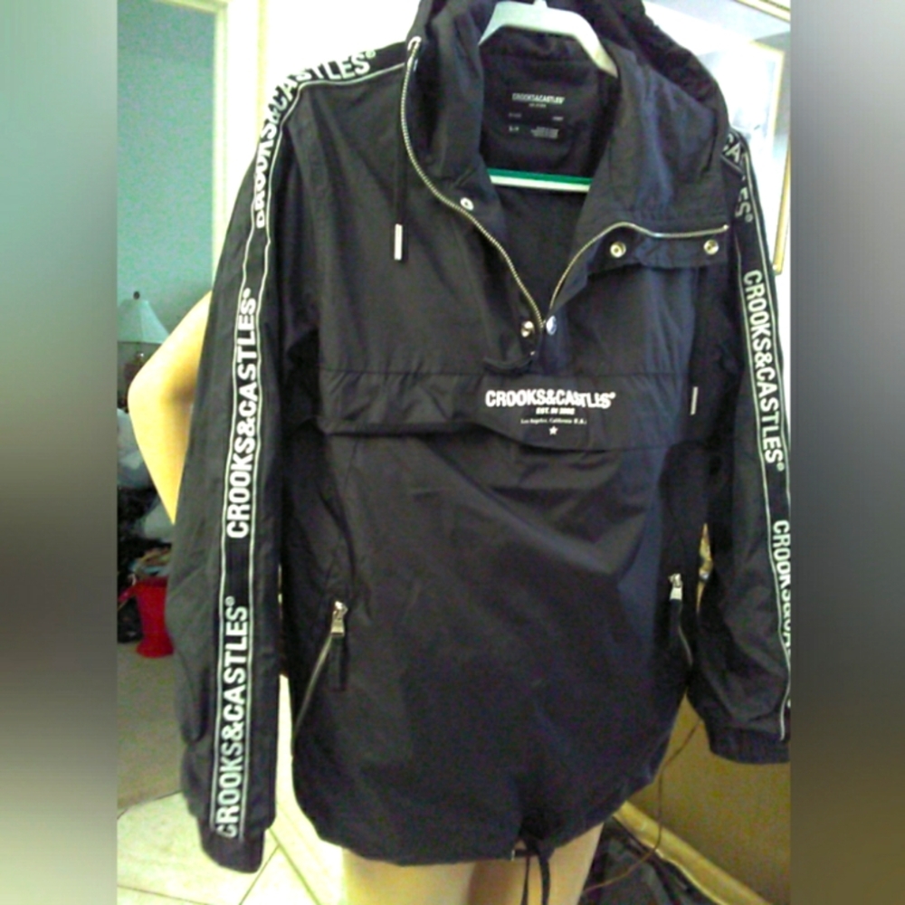 NWT Crooks & Castles Black Windbreaker W/ White Logo Stripes HOODIE PKTS. SZ. SM